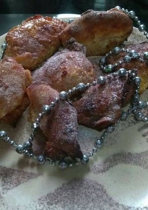 A picture of Carrot pudding empanada.