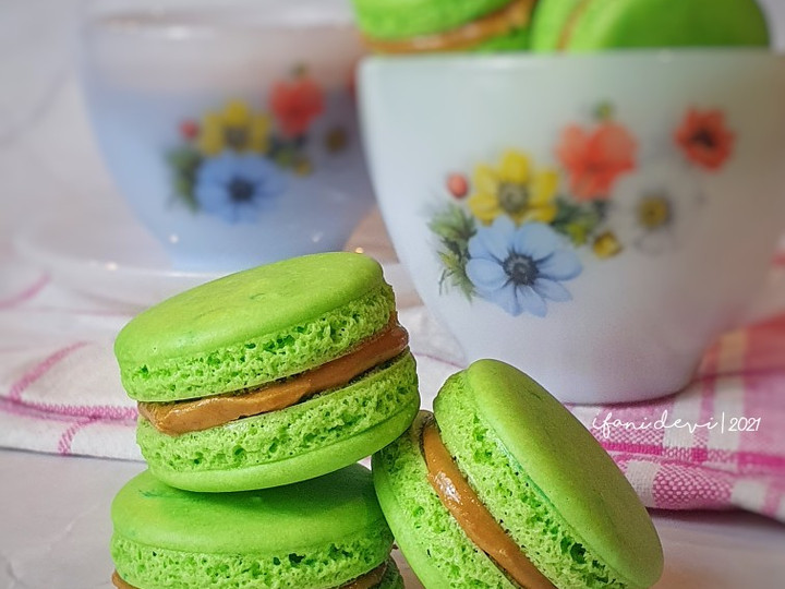 Bagaimana Menyiapkan 389. Macaron dengan Tepung Terigu Metode Swiss Meringue, Sempurna