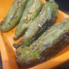 A picture of Rajasthani besan mirchi.