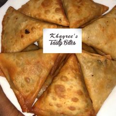 A picture of Vegan Samosa.