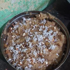A picture of Semolina halwa.