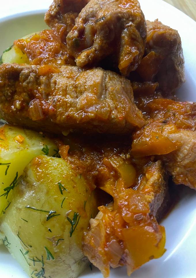 Перкельт - мясо по угорськи