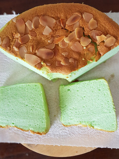 Foto resep Chiffon Cake Pandan Putih Telur Moist 'n No Bau Telur🥰