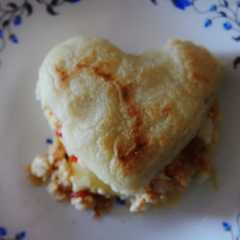 A picture of Arepas: Caracas y la tostada.