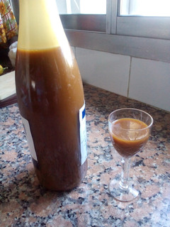 Una foto de Licor de dulce de leche casero