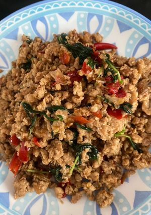 รูปของ กะเพราไก่