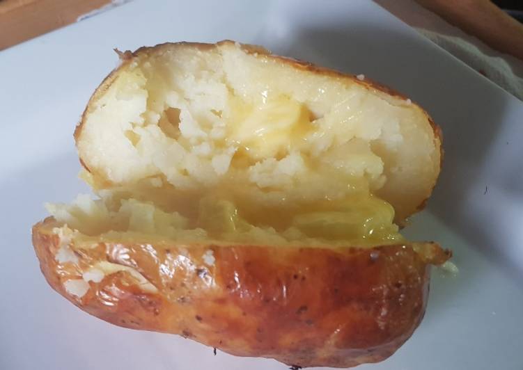 Recipe of Any-night-of-the-week Crispy baked Jacket Potato