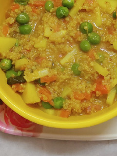 नमकीन दलिया (namkeen daliya recipe in Hindi) रेसिपी मुख्य फोटो