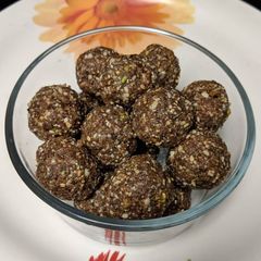 A picture of Sesame Peanut Bites.