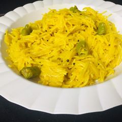 A picture of Plain Semiya Upma / Vermicelli Upma.