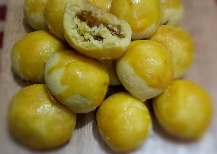 Nastar lumer dimulut rasanya juara