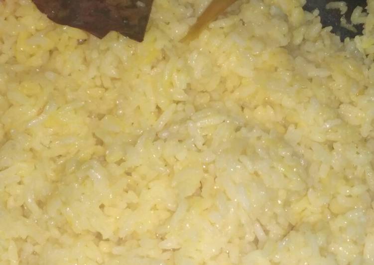 Nasi kuning magiccom