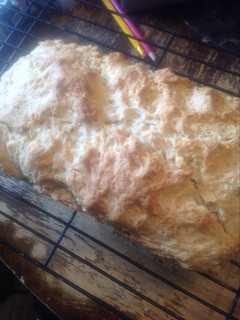 A picture of Nut bread.