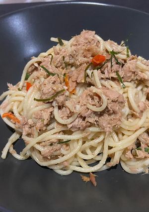 Foto resep Spaghetti Aglio Olio Tuna Daun Jeruk
