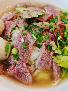 รูปของ หมักเนื้อให้นุ่มอย่างโปรร้านก๋วยเตี๋ยวเนื้อสด