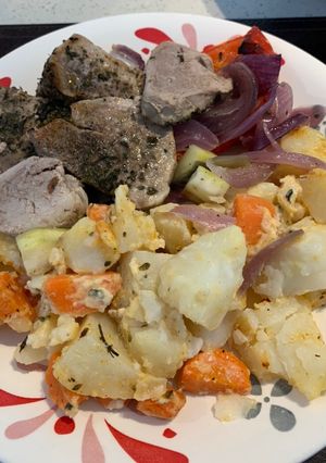 Una foto de Filete de cerdo al horno con papas mayo
