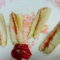 A picture of Bread Butter jam.