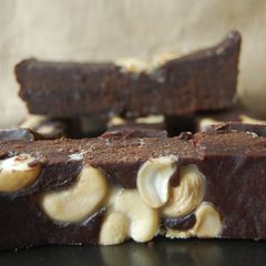 A picture of Carob Slab.
