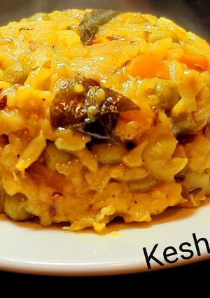 A picture of Healthy Mixed Veg Khichdi.