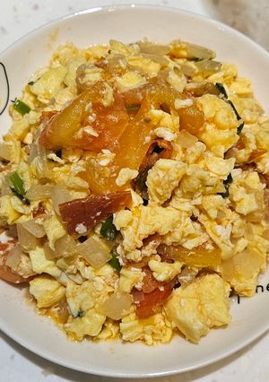 番茄炒蛋(在冰箱裡謎食#22) 的食譜成品照片