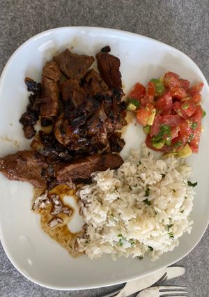 A picture of Caramel Onion Steak.