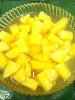 Una foto de Piña en almíbar