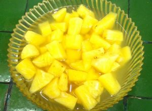 Una foto de Piña en almíbar
