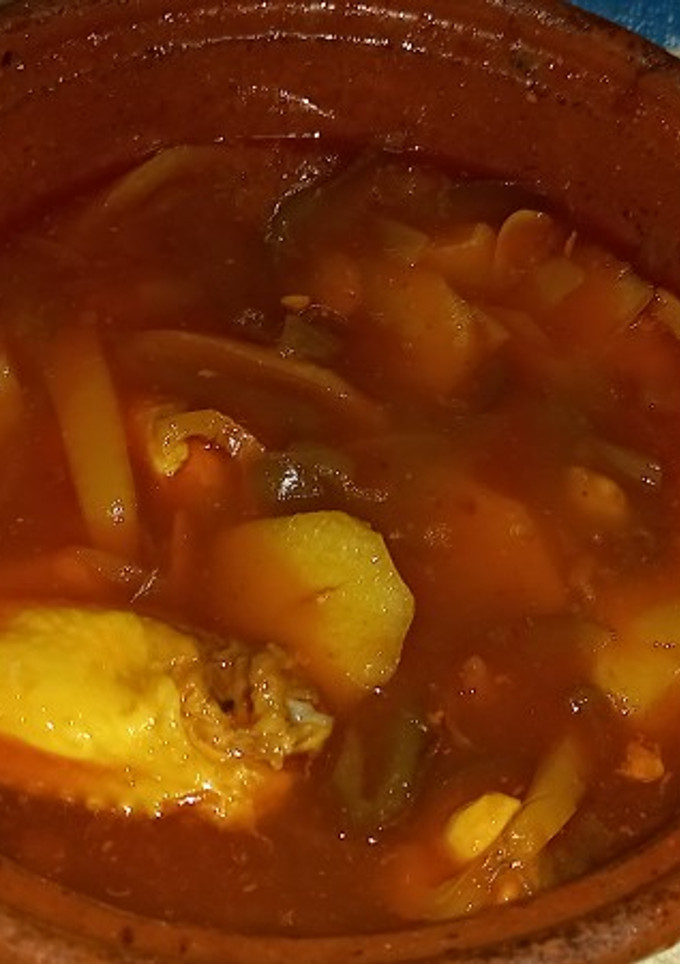 Una foto de Guisado de pollo a mi manera con un toque mexicano