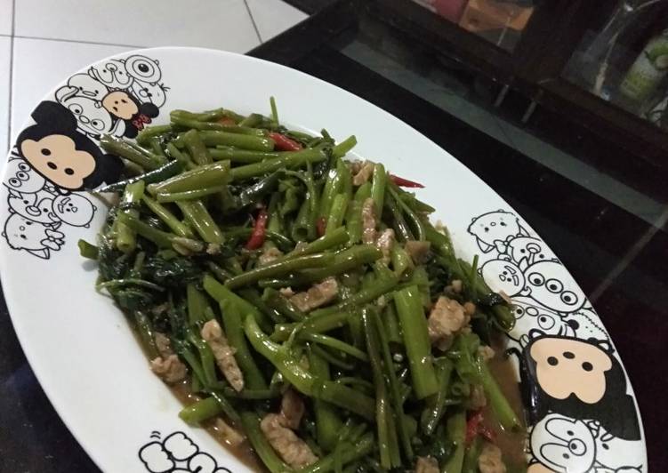 Resep Kangkung saori saos tiram Anti Gagal