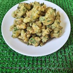 Palak pakoda A picture of Palak pakoda.