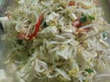 Tumis tahu kecambah.