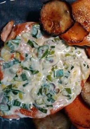 Una foto de Suprema de Pollo al Verdeo con Verduras Asadas!