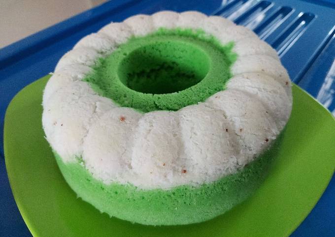 Easiest Way to Prepare Delicious Kue putu ayu super lembut
