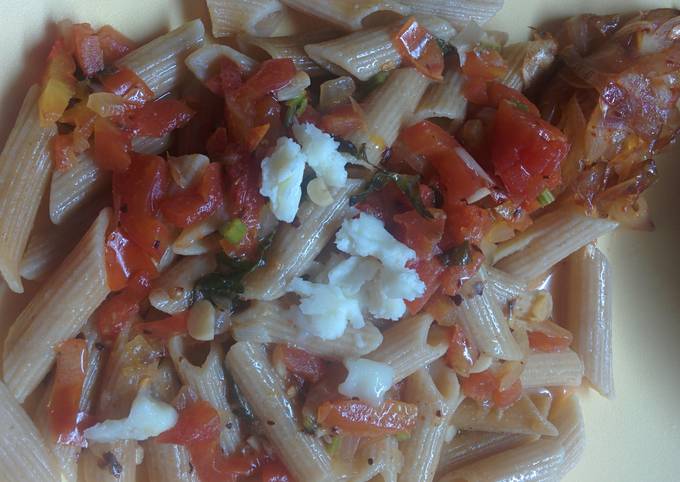 Penne in Creamy Tomato Sauce Recipe by Divya Pinge - Cookpad