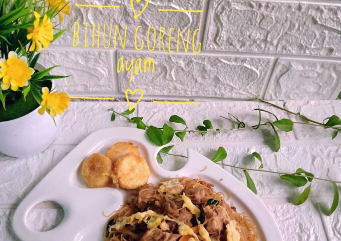190) Bihun goreng ayam