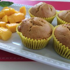 A picture of Eggless Mango Cupcake.