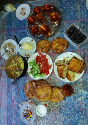 عکسی از دستور صبحانه سنتی ییلاقی
