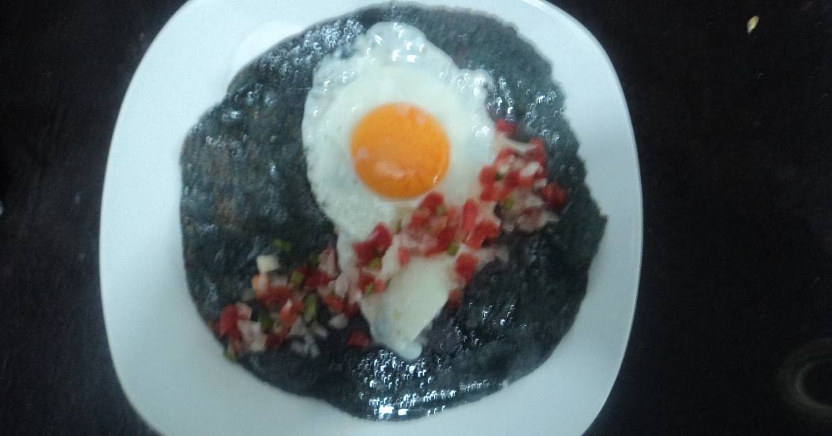 Huevo de rancho en tortilla azul y pico de gallo el geras Receta de MARTÍN GERARDO RAMÍREZ Huevo de rancho en tortilla azul y pico de gallo el geras Receta de MARTÍN GERARDO RAMÍREZ