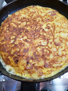 Una foto de Tortilla española con sazón de Janny