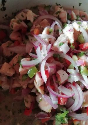 Una foto de Ceviche de salmón