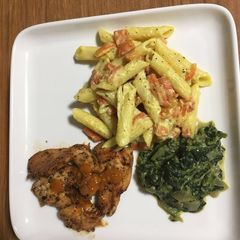 A picture of Pipe Rigate pasta on bechamel sauce.