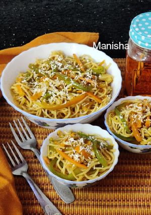 A picture of Cheesy Garlic Chowmein.