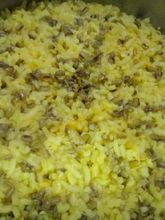 મગ ની દાળ ની ખીચડી(mag dal khichdi recipe in Gujarati) રેસીપી મુખ્ય ફોટો