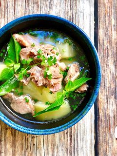 Hình của món Canh Đu Đủ Xanh Hầm Xương.