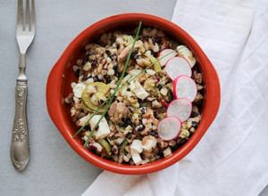 Foto di Insalata di riso Venere, orzo e farro con zucchine, tonno e primo sale senza lattosio 🍚