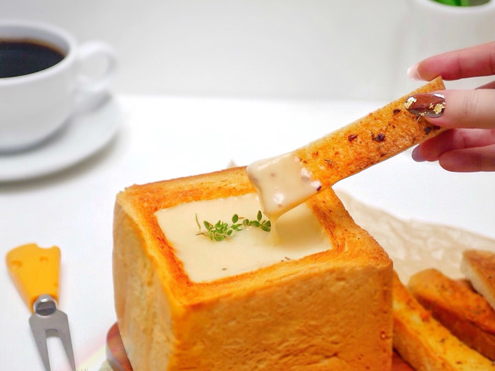 Resep Garlic Bread Dip Cheese Toast Bowl - Roti Tawar Saus Keju Anti Gagal