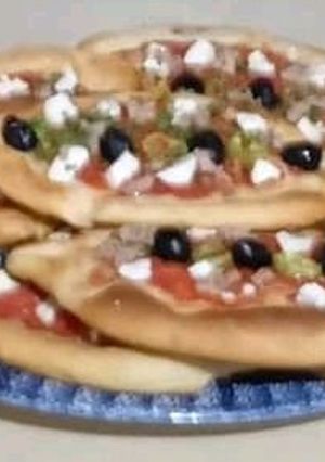 صورة لوصفة 🍕 بيتزا 🍕 بعجينة قطنية