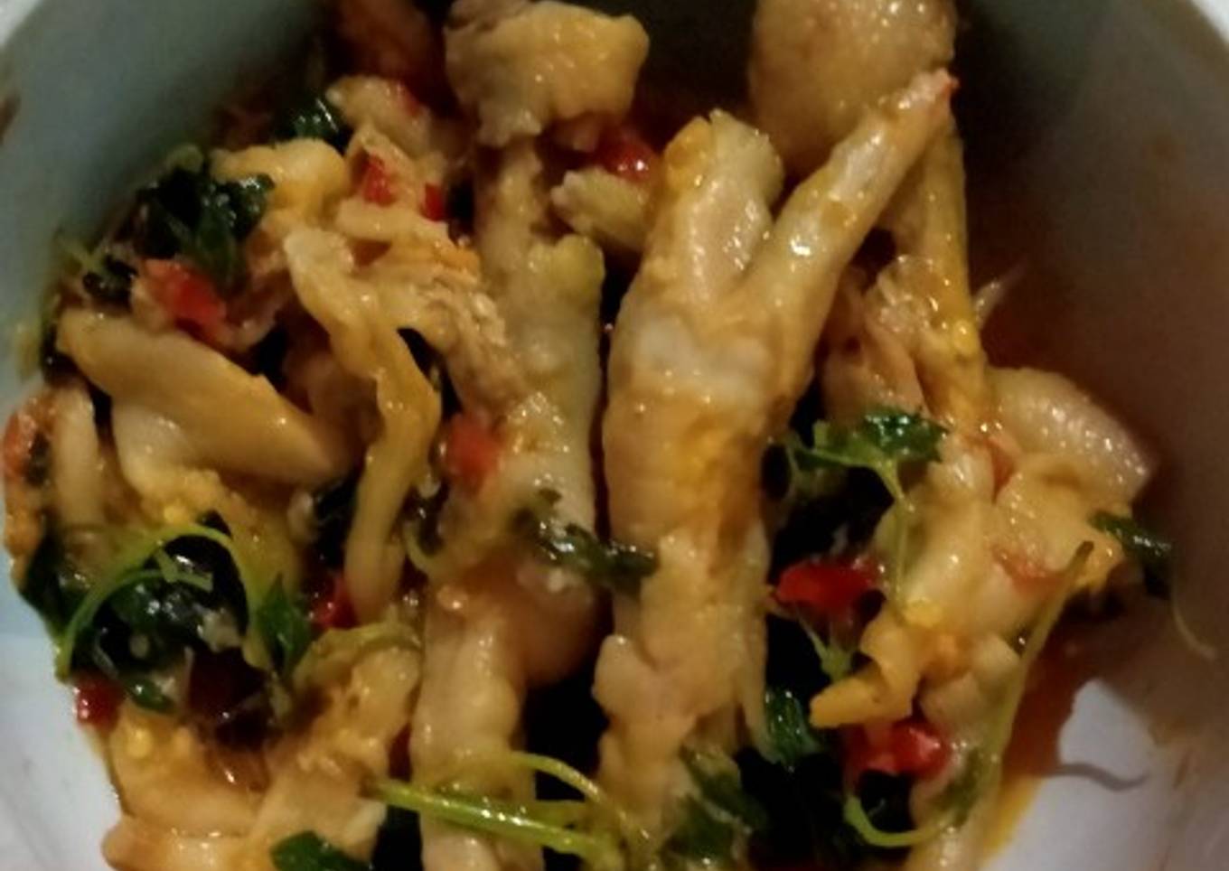 Ceker jamur dan kemangi
