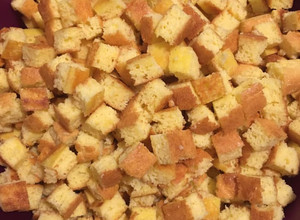 Foto di Zuppa imperiale o Zuppa reale (Frittatine per il brodo)