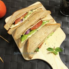 A picture of Chicken Salami Sandwich.